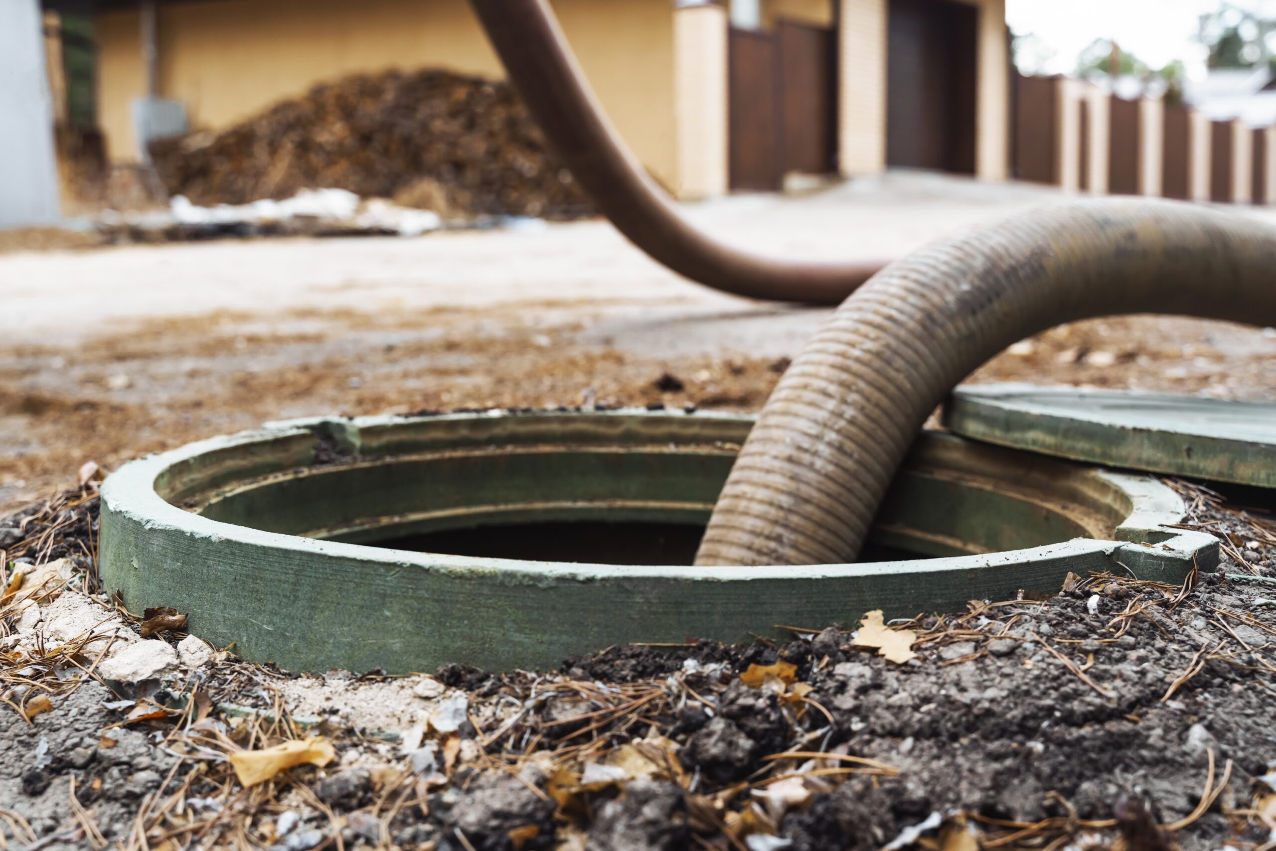 Pumping out sewage from a septic tank